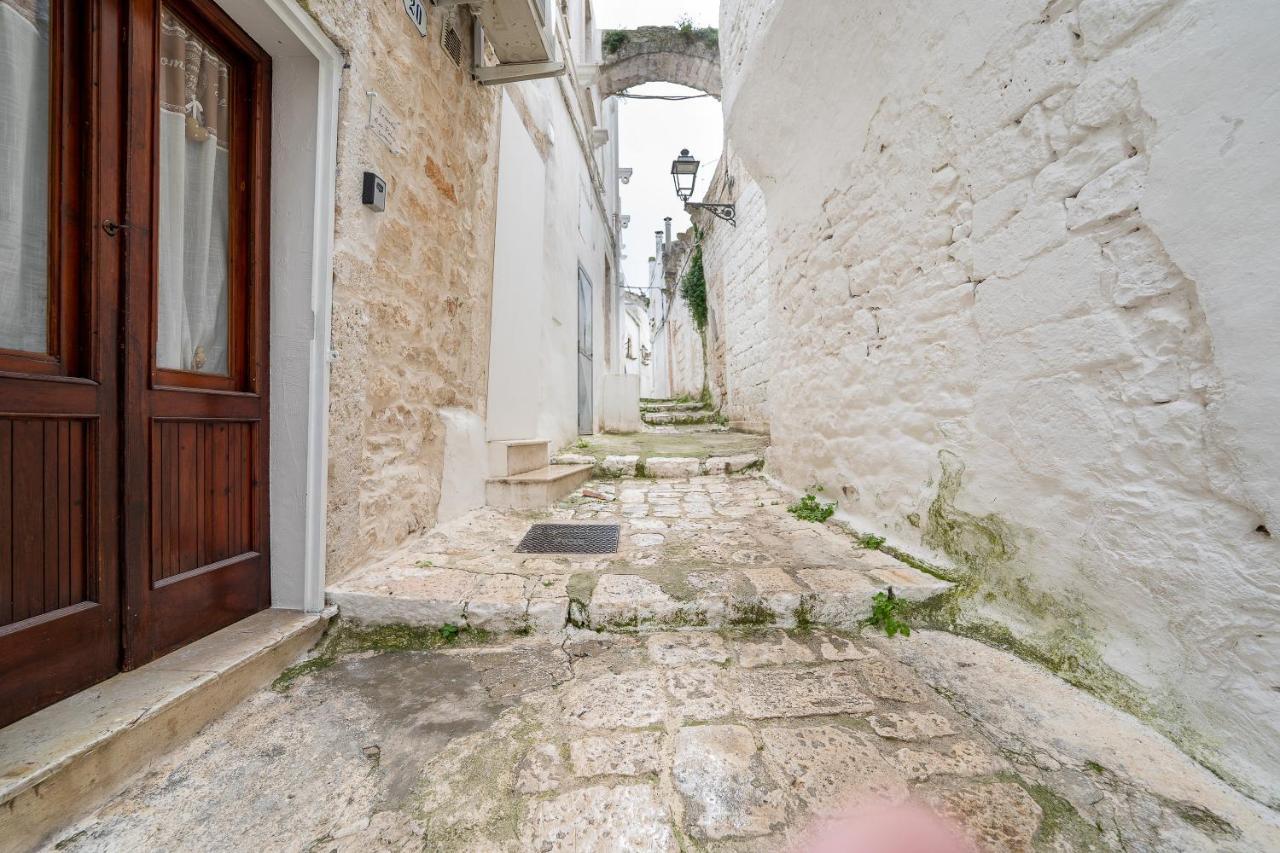 Villa La Nicchia Di Zio Valerio Ceglie Messapica Exterior foto